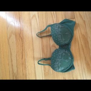 green lace bra